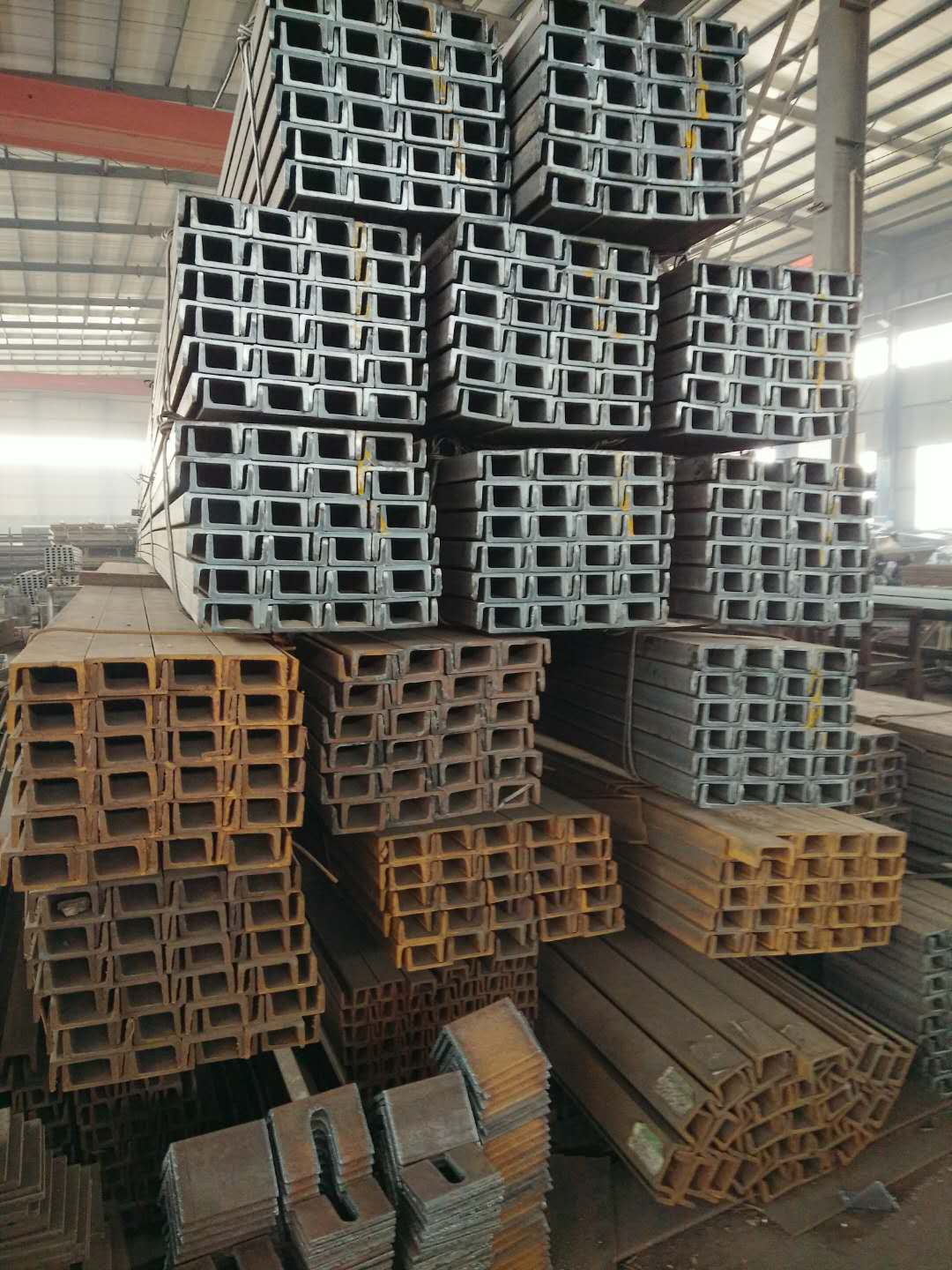 充足原料,河南系梁模板廠家等你來(lái)下單